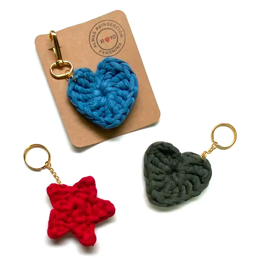 llaveros-tela-modal-con-logotipo-almas